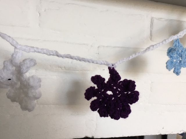 Crochet Garlands with Wool